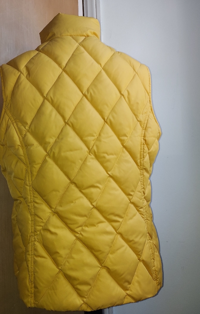 Womens Lands End Puffer Vest, Sz. Medium - Picture 2 of 3